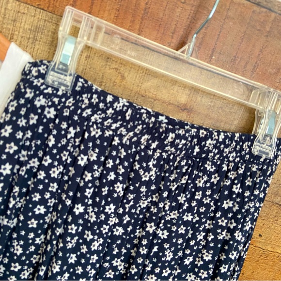 Navy + White Floral Ruffled Maxi Skirt ~ SO CUTE!! - Picture 5 of 9